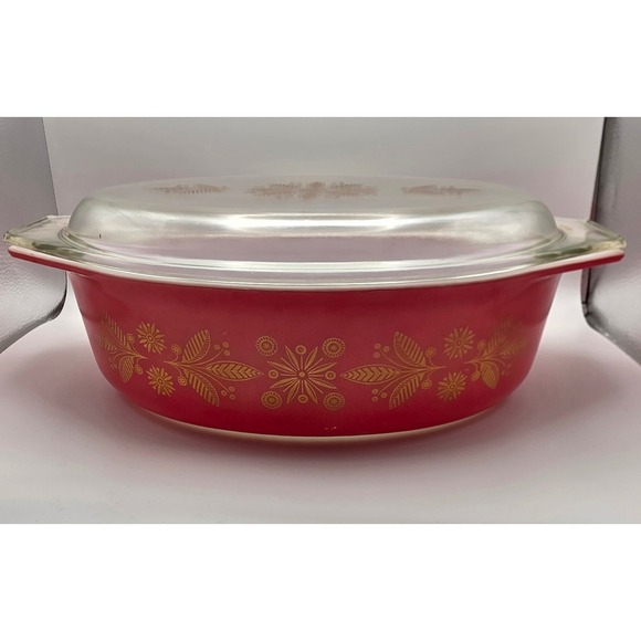 Vintage Pyrex Golden Poinsettia 045 2.5 Qt Oval Casserole Dish with Lid 945C